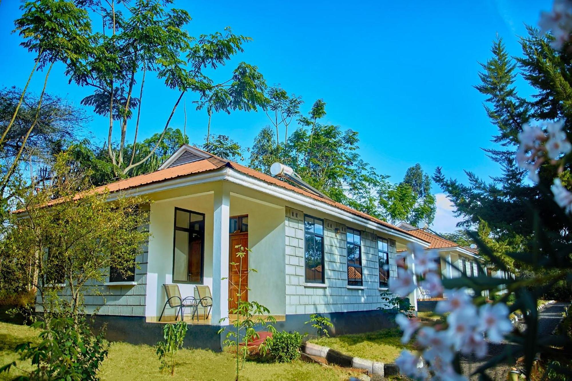 Ngorongoro Corridor Lodge Karatu Exterior photo